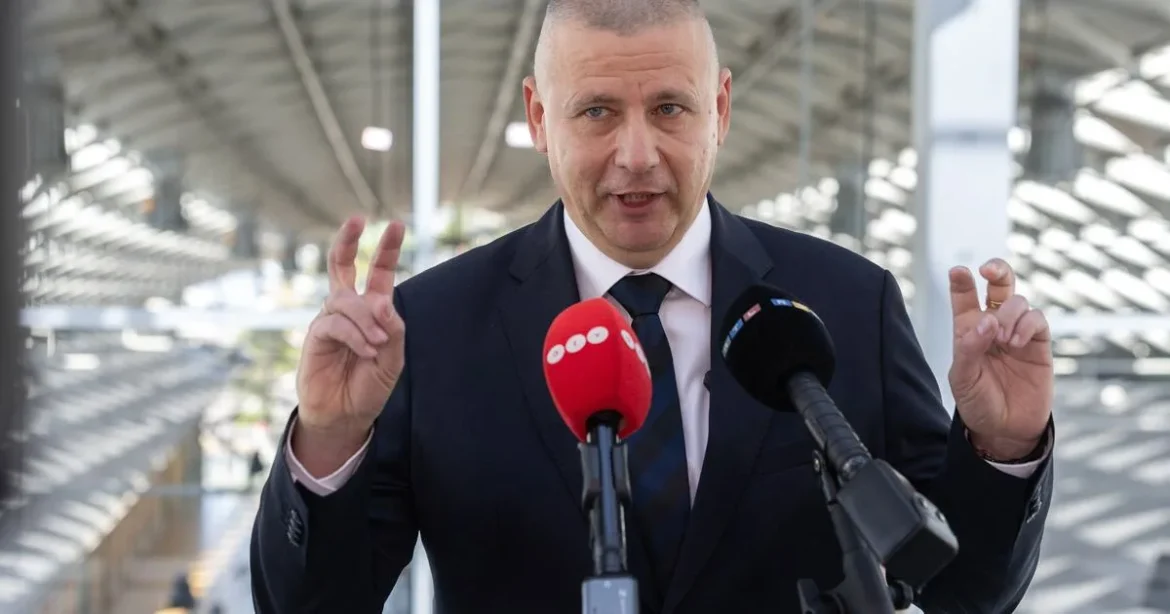 A kormány kétezer milliárd forintos hitelt vesz fel