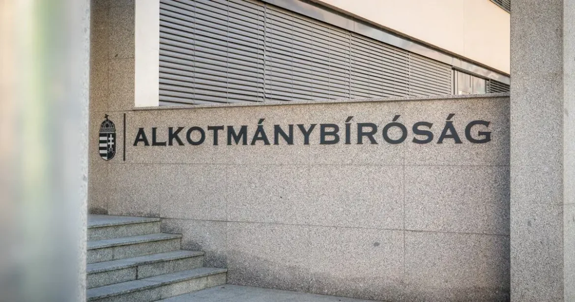 Alkotmánybíróság kaszálta el a szolidaritási hozzájárulást, Karácsony Gergely már lépett