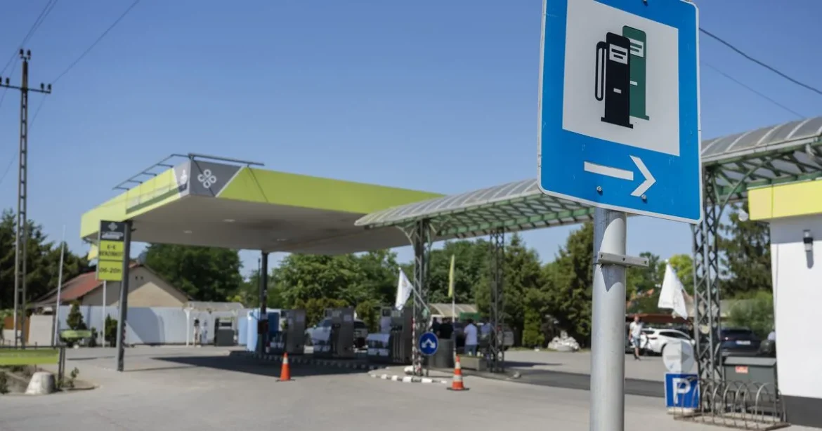 Benzinkutasok viszik a Kossuth térre a kormány elleni panaszokat