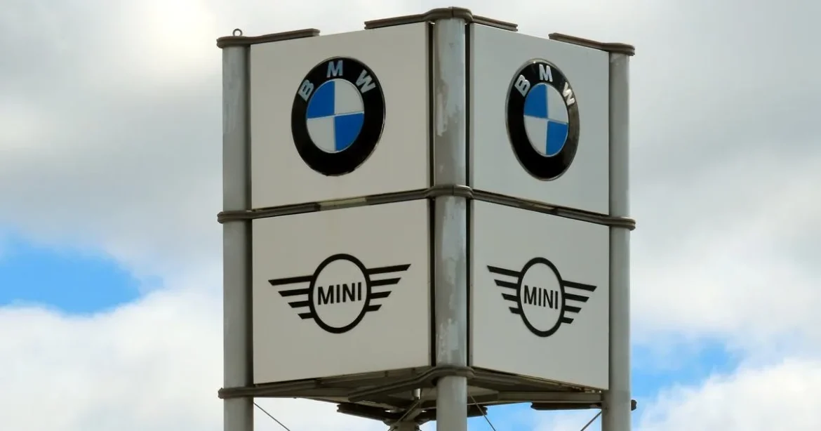 BMW-vezér: komoly kockázatok Kínában, senkinek sem érdeke a konfliktus