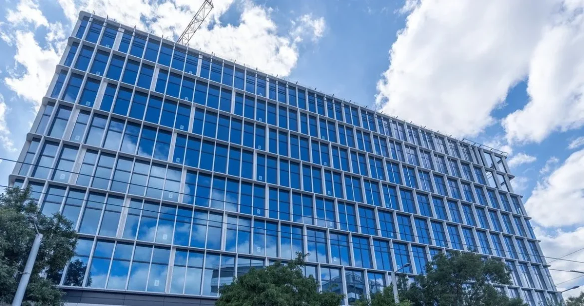 Erste Alapkezelő újabb irodaházat vásárol a Skanskától