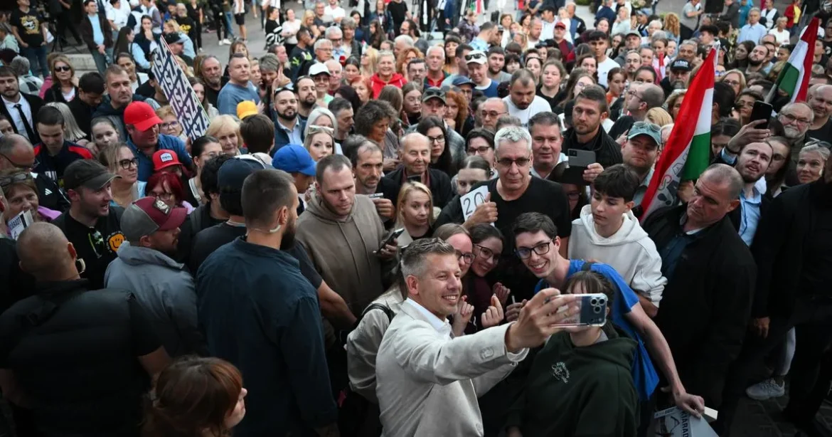 Fideszes influenszer szállna szembe Magyar Péter támadóival