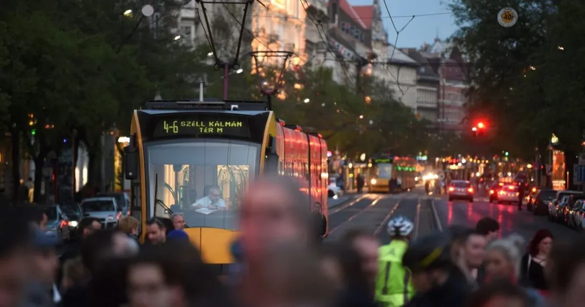 Két kegyetlen hónap vár az autósokra a 6-os villamos felújítása miatt