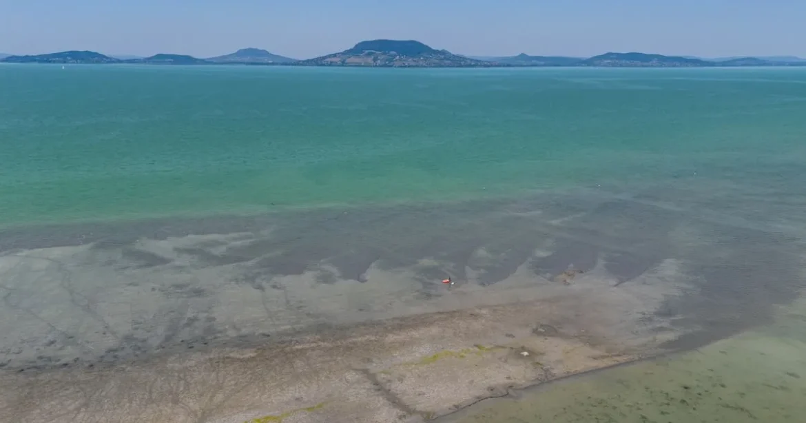 Kezd sóssá válni a Balaton, a szakemberek aggódnak