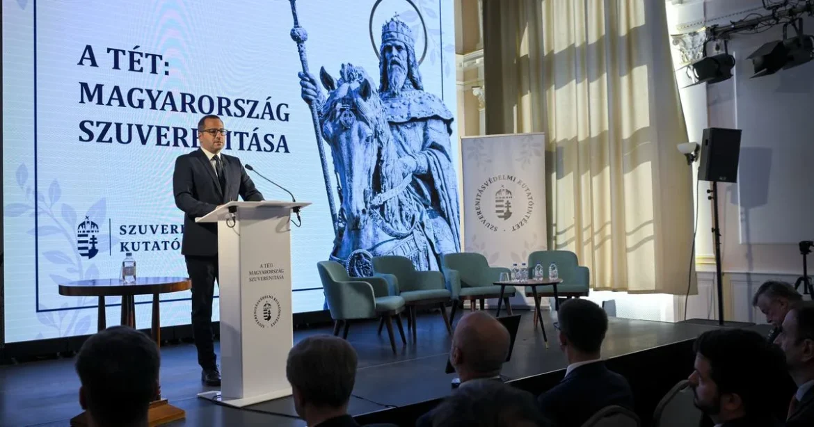 Lánczi Tamás megkezdte civil életét, és új PR-céget alapított