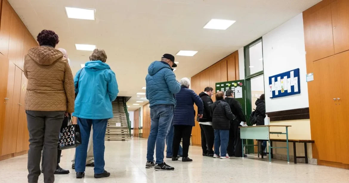 Szélkerekek a ház mellé? A NER terrorszervezeteiről sem szavazhattunk