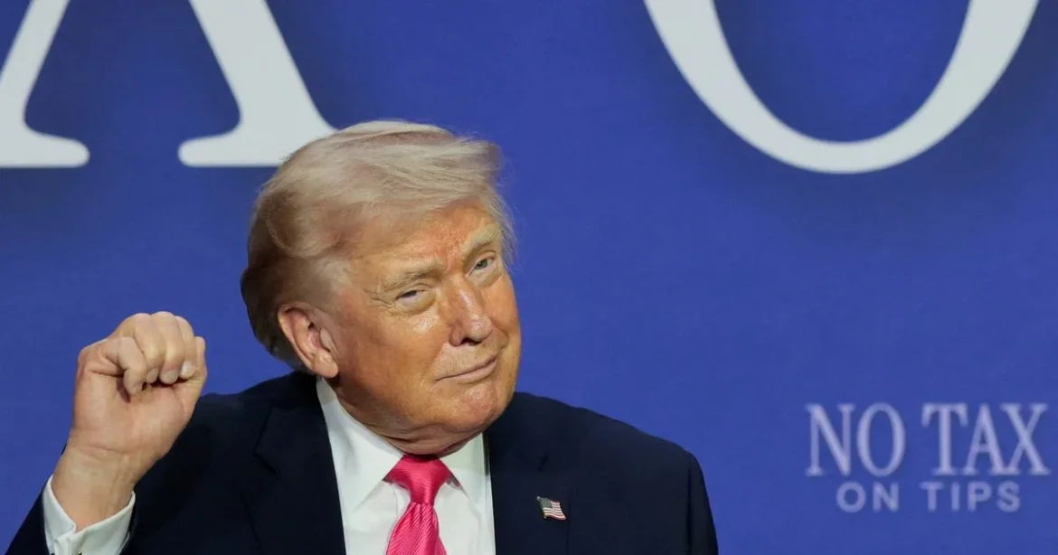 Trump kitiltással fenyegeti a CNN-t és a Politicót