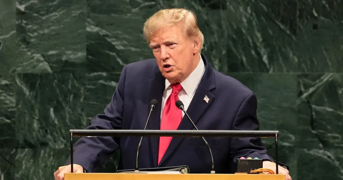 Trump nem enged Iránnak: zárva marad a szoros