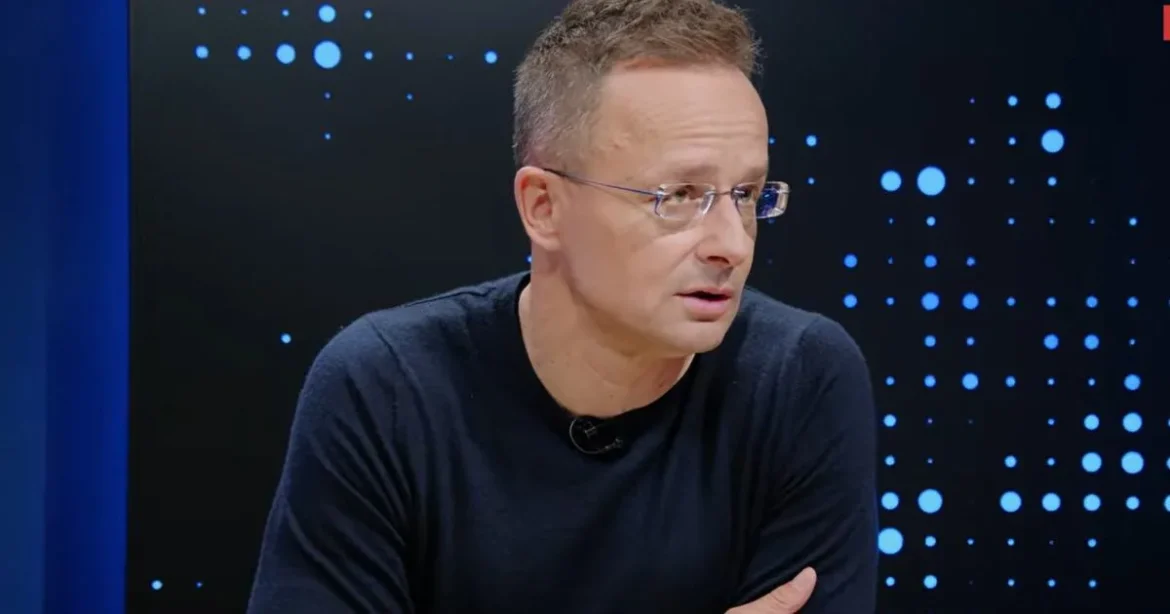 Súlyos vádak: Szijjártó Pétert a Nemzetbiztonsági Bizottság elé idézték